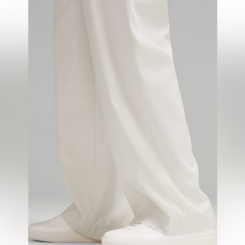 NWT Lululemon pleated high-rise trouser | size 6 | Bone - Picture 4 of 4